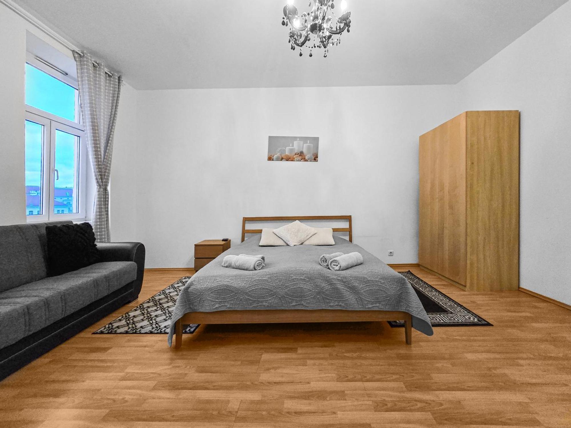 Modern Three-Bedroom, Triple King Beds Wina Bagian luar foto